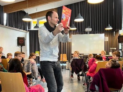 Autorenlesung in der Grundschule Oberlenningen